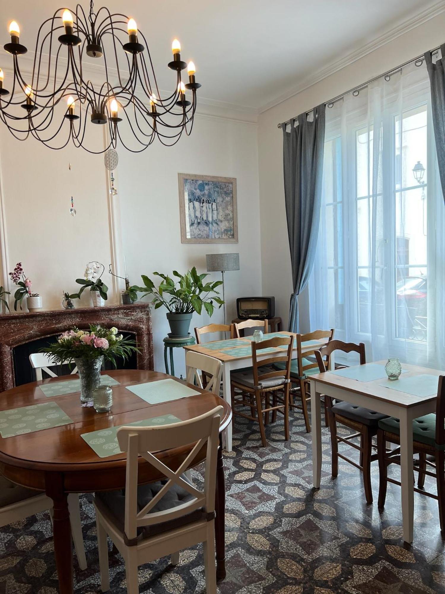 Entre Midi - Maison D'Hotes - B&B カプタング エクステリア 写真